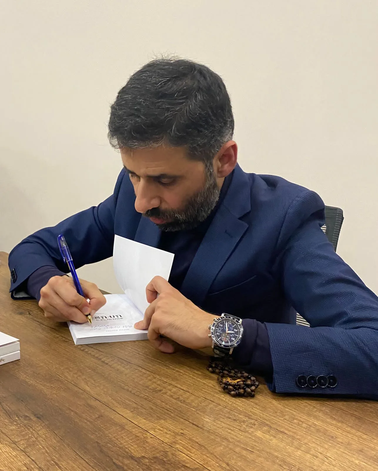Պատկերասրահ — 17
