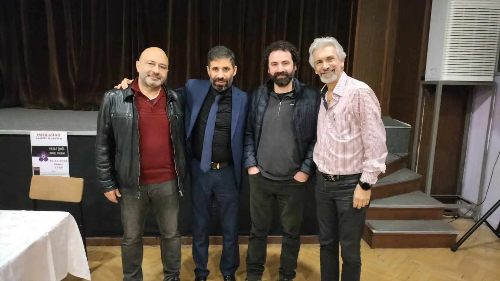 Պատկերասրահ — 24